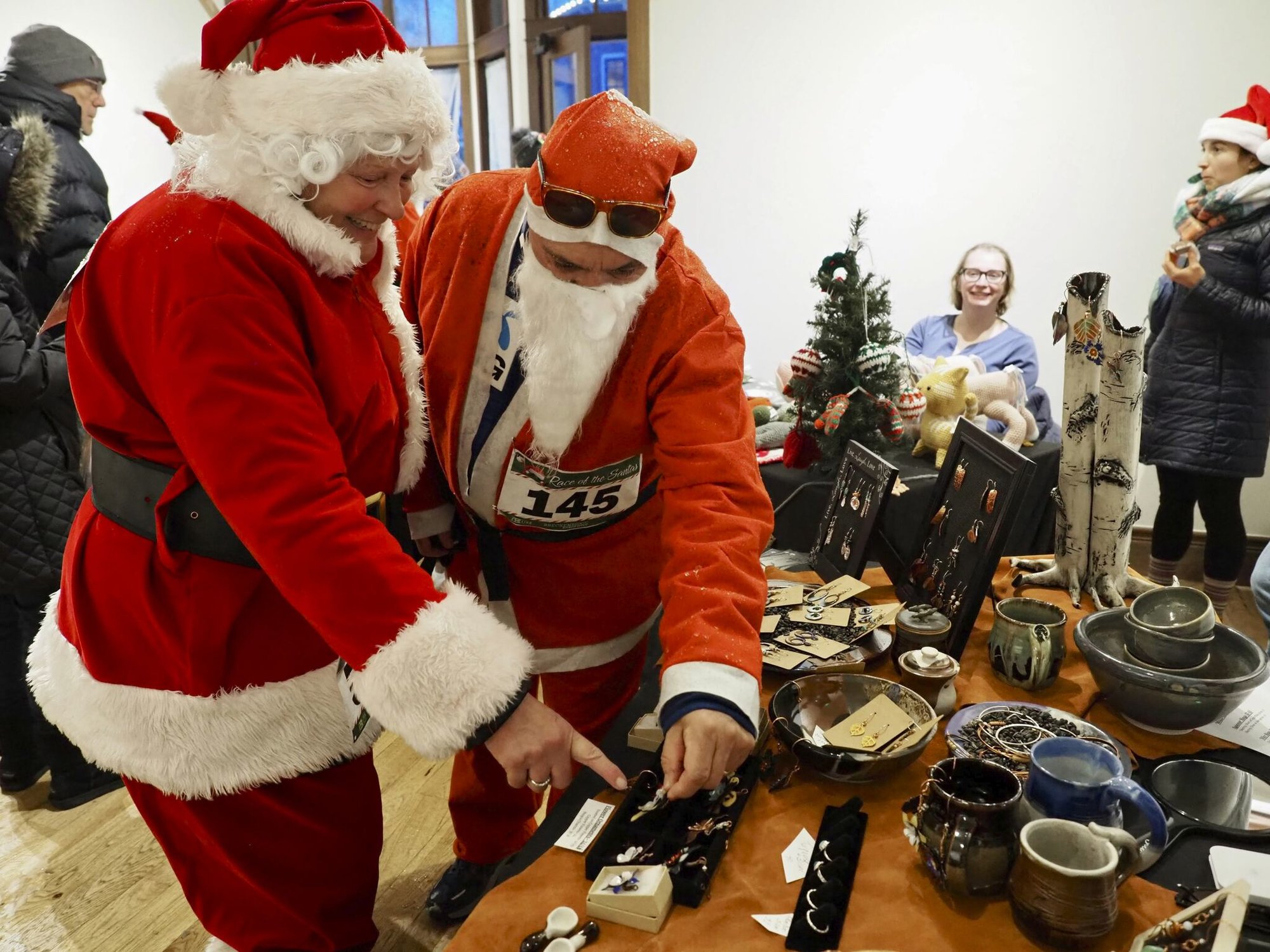 Handmade Holiday Market at the Lighting of Breck